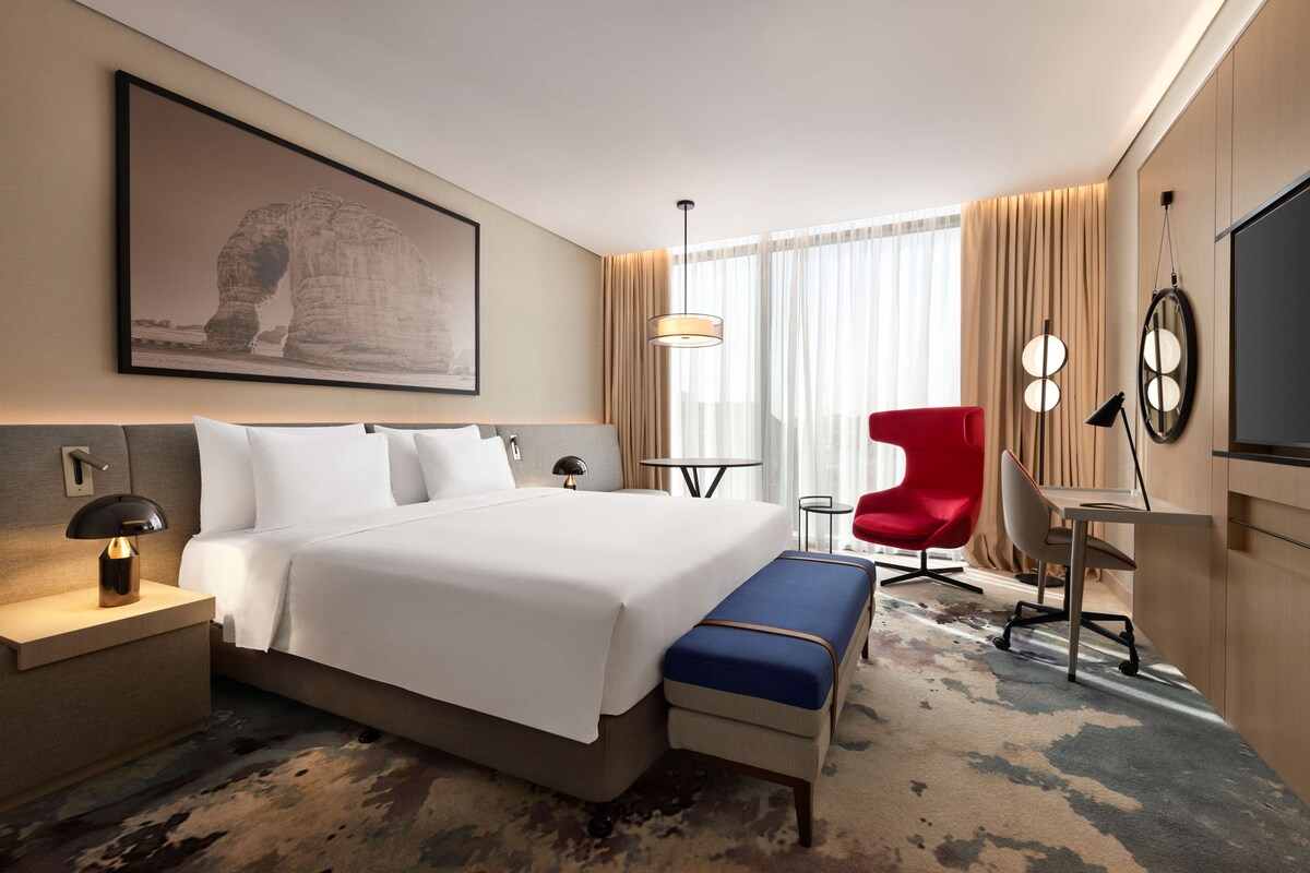 Courtyard by Marriott downtown hotel package