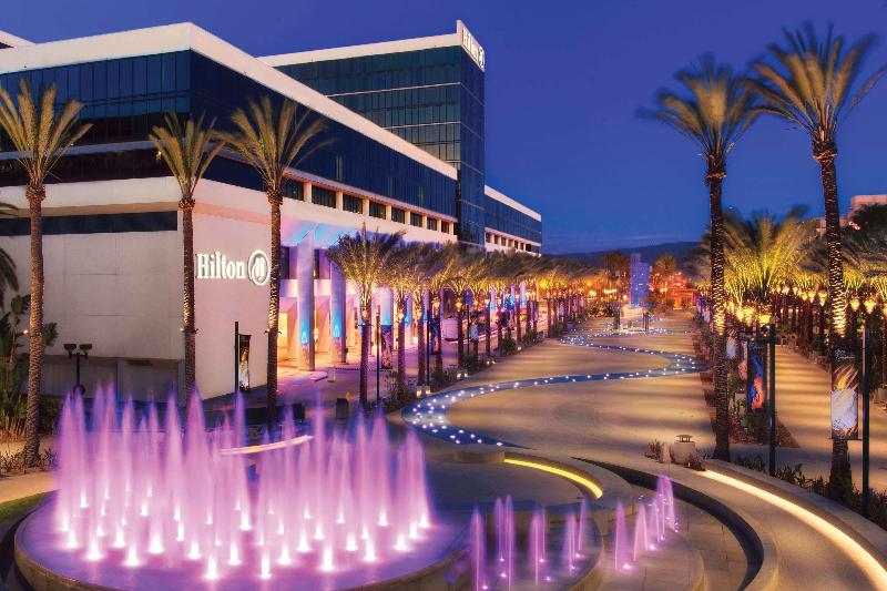 Hilton Anaheim hotel package